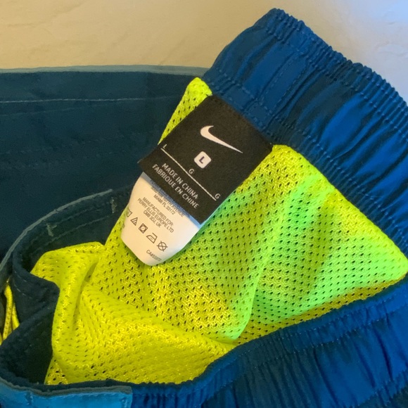 Swim suit Nike🔥🔥🔥🔥 - Picture 3 of 4